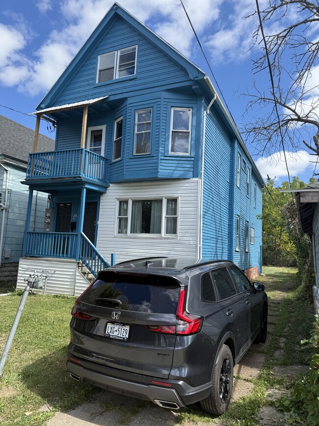 Building Photo - 15 Cornwall Ave Unit 1 st floor Rental