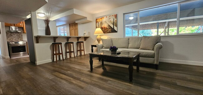 Photo - 3 bedrooms For Rent