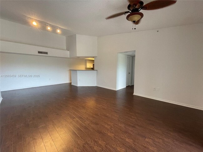 Photo - 5025 Wiles Rd Unit 303
