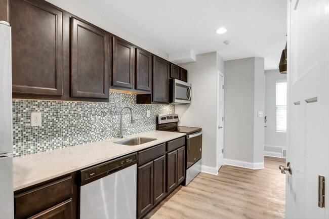 Building Photo - Reserves on Washington Park Unit LL Rental