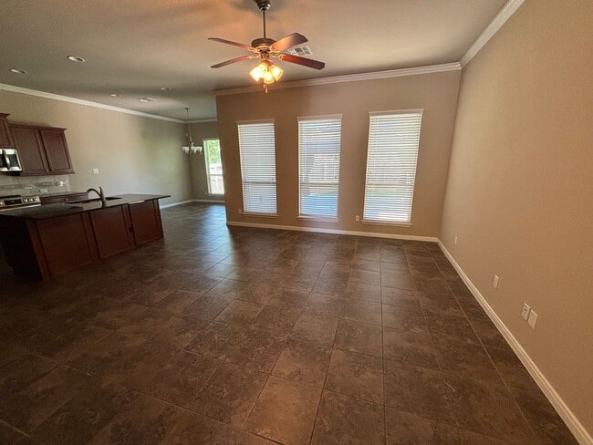 Photo - AVAILABLE NOW; APPLY TODAY!!! $560.00 OFF FIRST MONTH