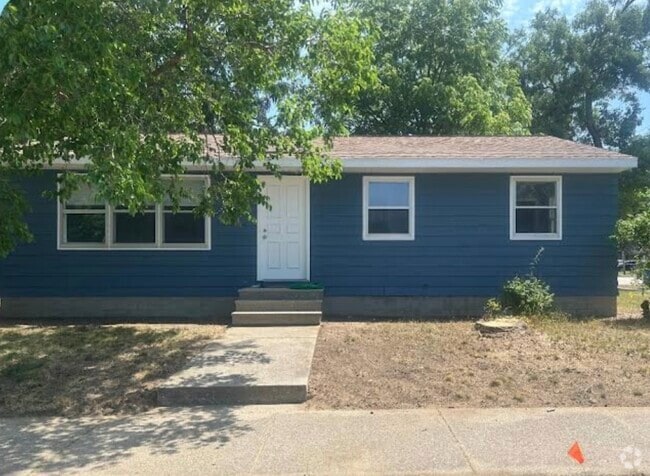 Building Photo - 520 S Eastern Ave Rental