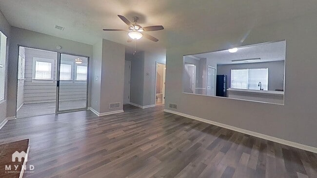 Photo - 2005 McEwen Cir