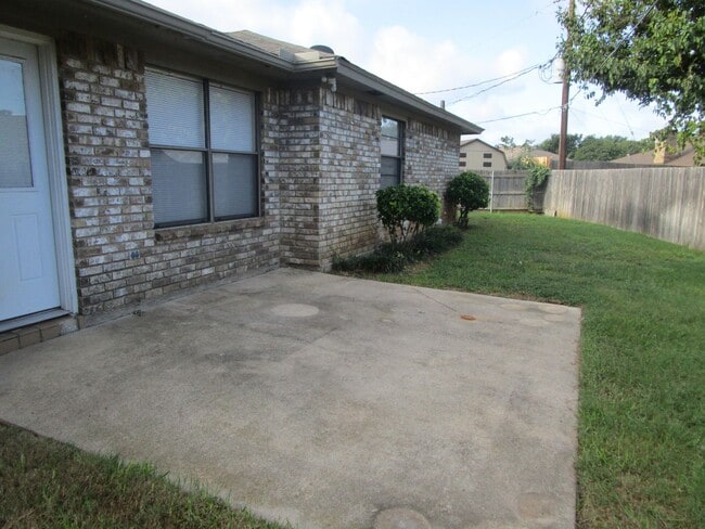 Photo - 3700 Dauphine Ct