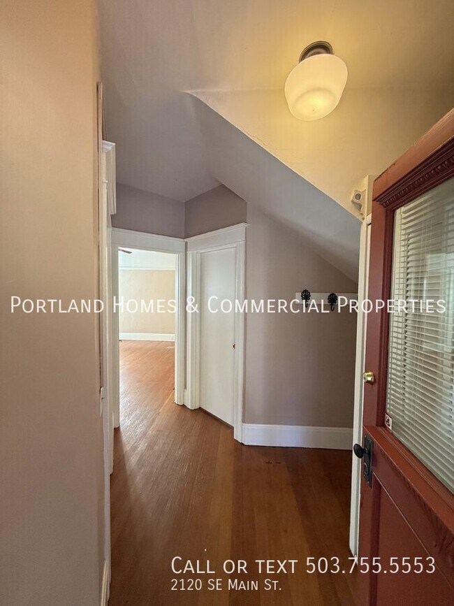 Discover Urban Living at Its Best Spaciou... Apartment Portland, OR