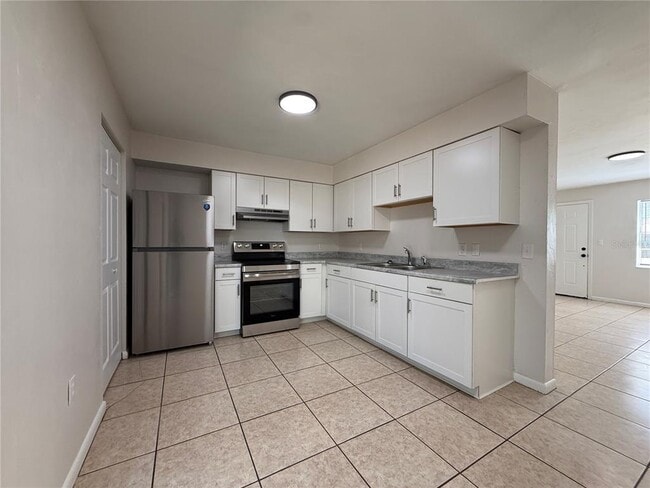 Photo - 6104 SW 12 Pl