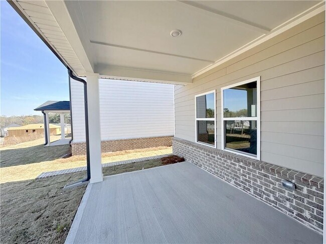 Photo - 2244 Whitworth St
