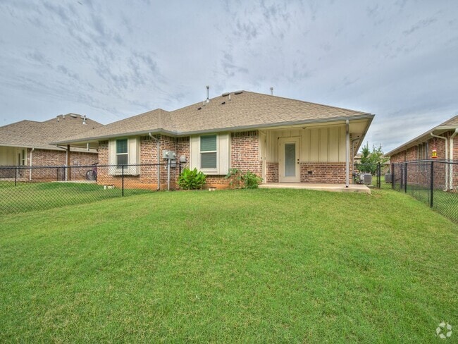 Building Photo - 5800 Campbell Creek Dr Unit A - The Turner Rental