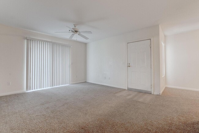 Photo - 6955 N Durango Dr