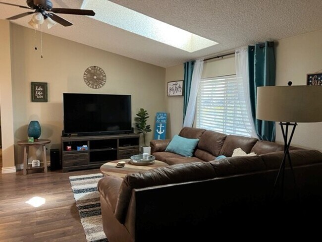775 Pegasus Ranch Rd