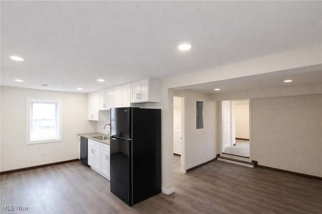 Photo - 7349 Tippecanoe Rd