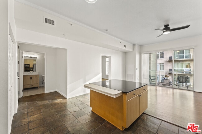 Photo - 388 E Ocean Blvd Unit 304