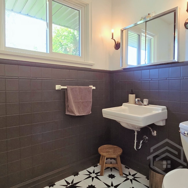 Photo - 3+2 Bedroom House in Springford!!