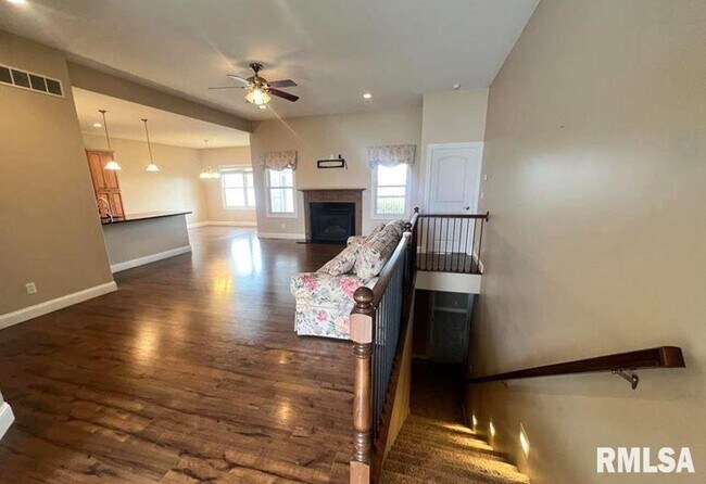 Photo - 2702 Johnathan Pl