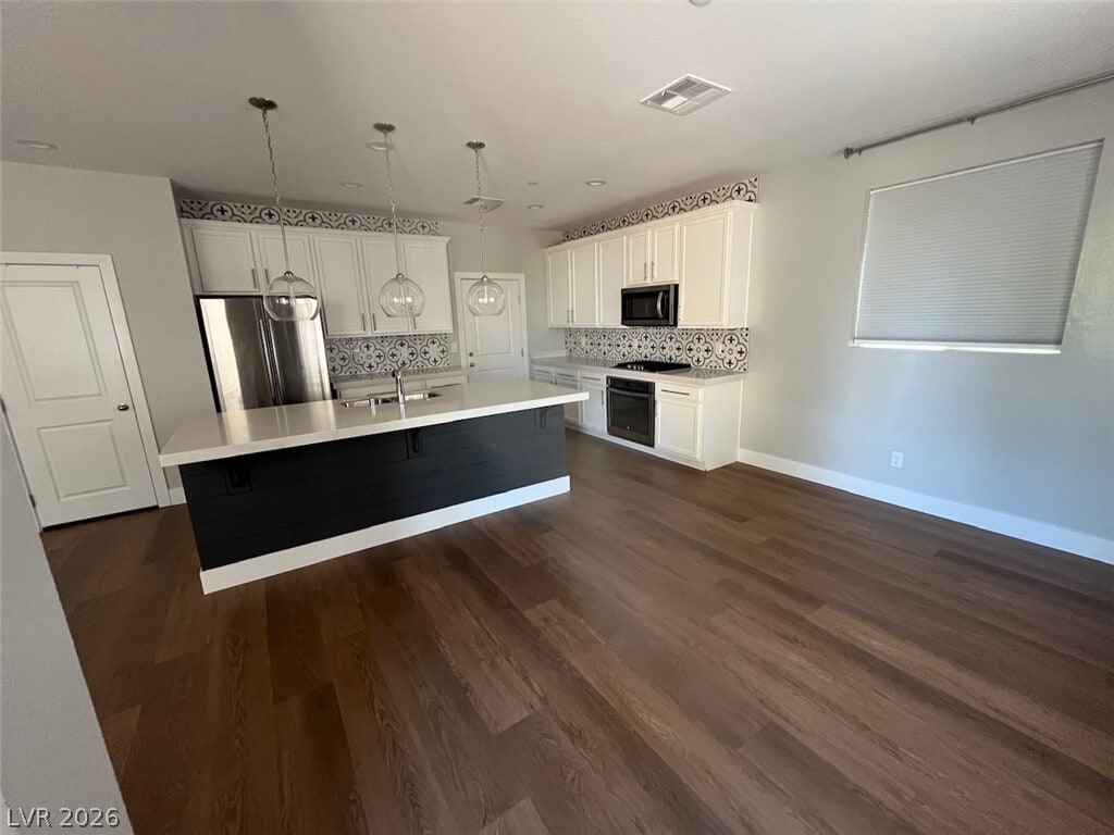 Photo - 2455 Calestano Ave