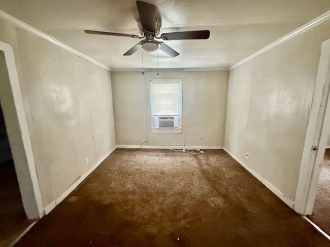 Photo - One bedroom, 1 bath house in Burlington