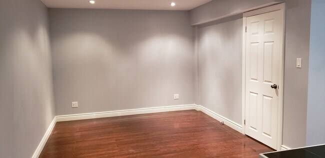 Photo - 47 Tilden Cres