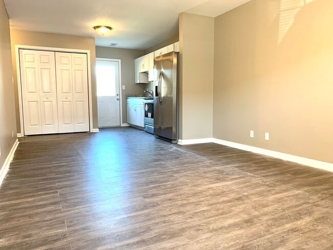 Photo - 604 Cory Dr Unit 604 Cory Dr. B