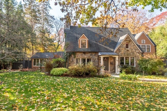 Photo - 67 Whittier Rd