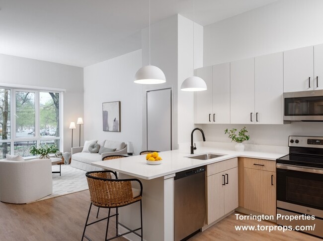 Building Photo - 289 Walk Hill St Unit 113