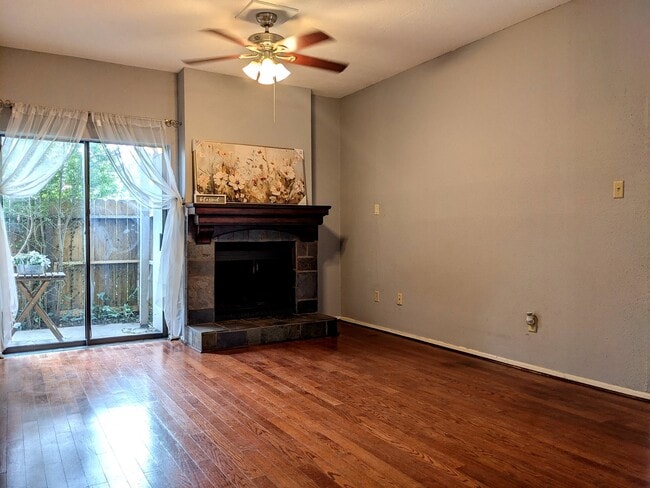Building Photo - 7950 N Stadium Dr Unit 215