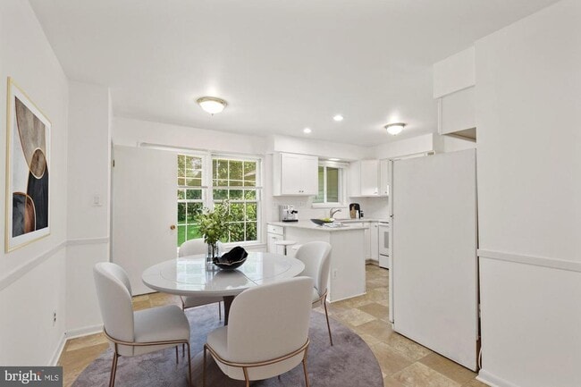 Photo - 8803 Tuckerman Ln