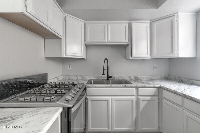 Photo - 3584 Waterspring Way