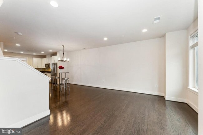 Photo - 16316 Decker Pl