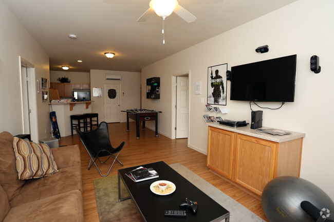 Interior Photo - Reece Crossings @ Fort Meade Rental