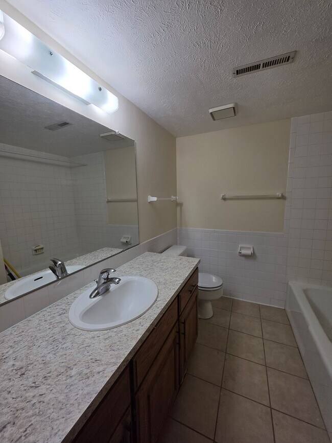 Photo - Lamplighter 1 Unidad 103