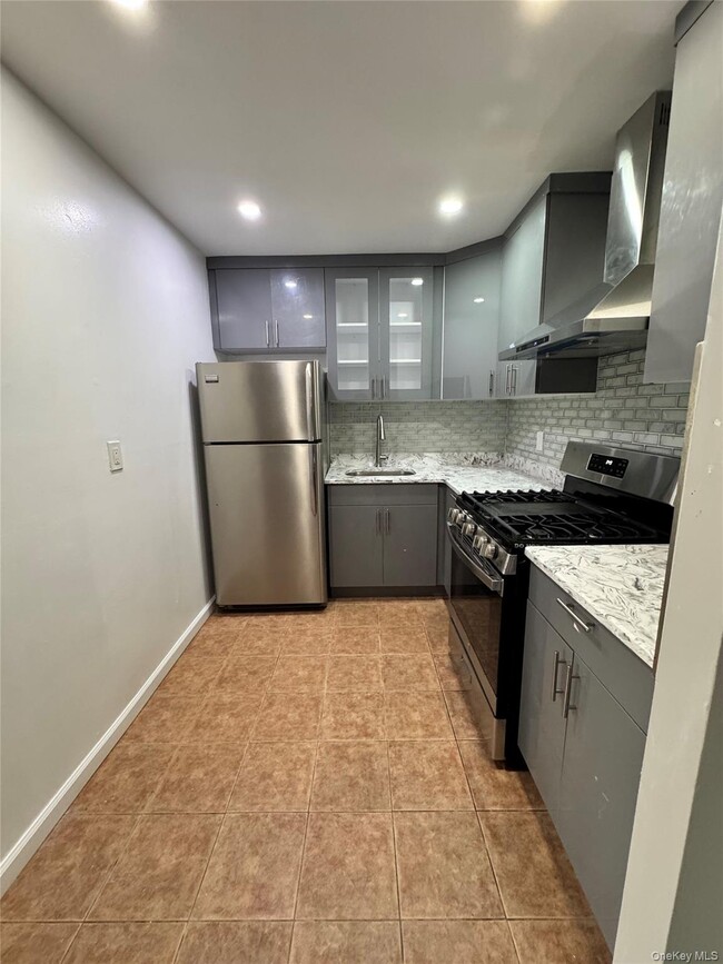 Photo - 41-48 70th St Unit 2