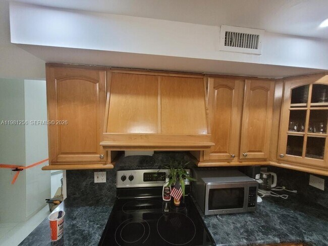 Photo - 3703 NE 166th St Unit 401