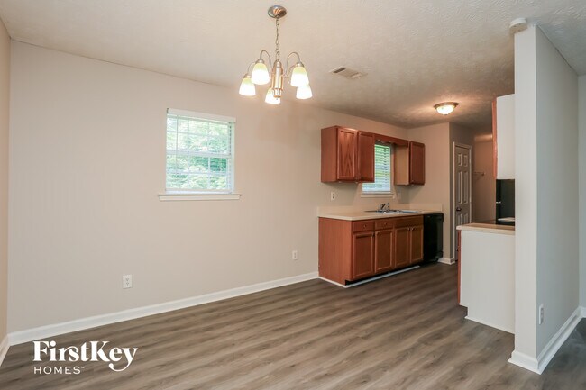 Photo - 252 Pine Valley Dr