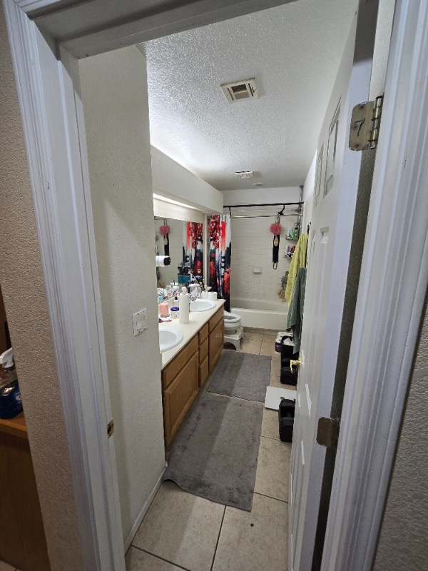 Photo - 5516 Via Del Viento Ave