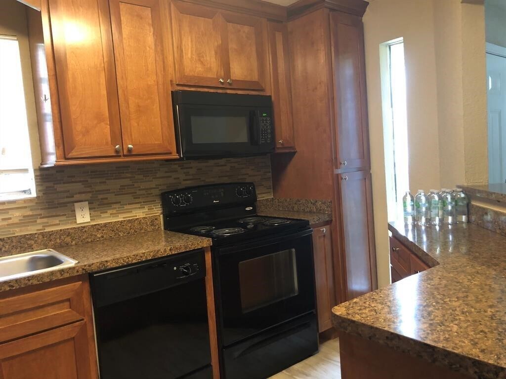 Photo - 12500 Sandpiper Dr Unidad 82