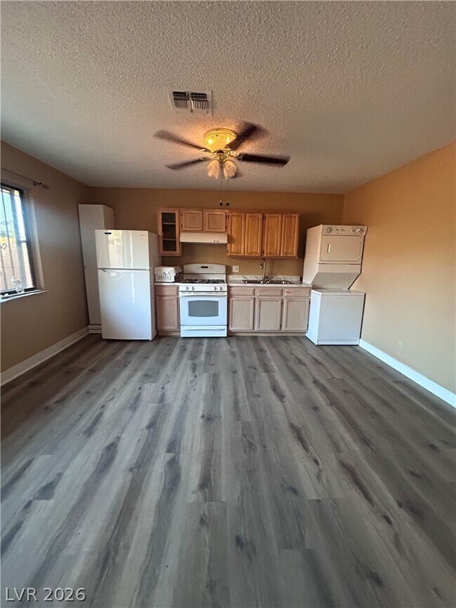 Photo - 5409 Aston Ave