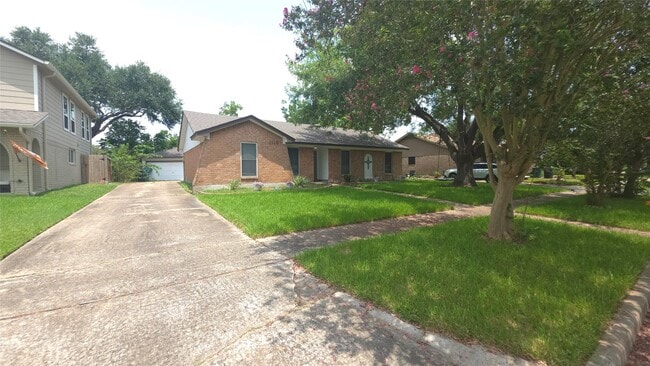Photo - 1119 Montour Dr