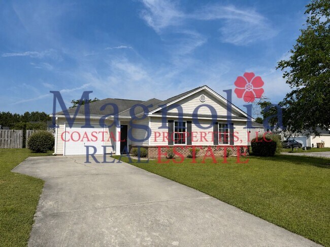 Photo - 4 Bedrooms, 2.5 Bathrooms in Live Oak Subdivision