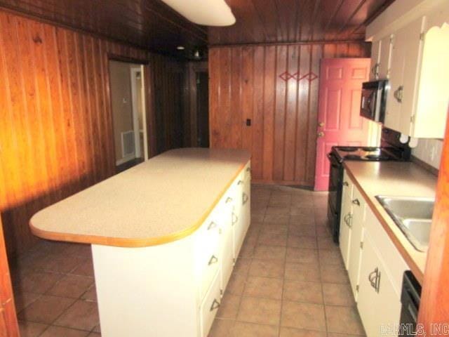 Photo - 67 N Broadview St