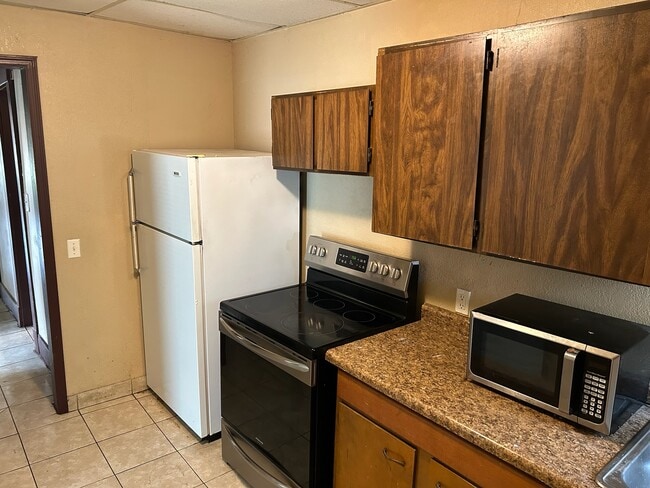 Photo - 313 S 3rd St Unidad #1