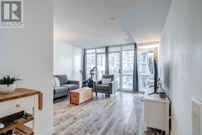 Photo - 11 Brunel Ct Unit 205