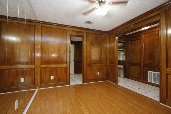 Building Photo - 2207 Whiteback Dr Rental