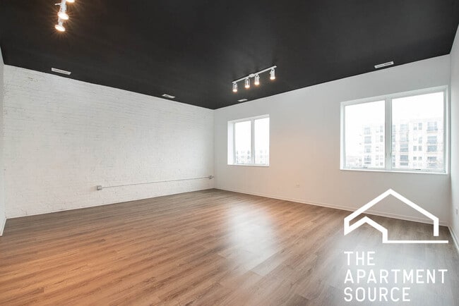 Photo - 2550 S Wabash Ave Unit 408