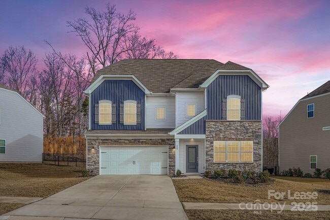 Building Photo - 398 Kennerly Center Dr