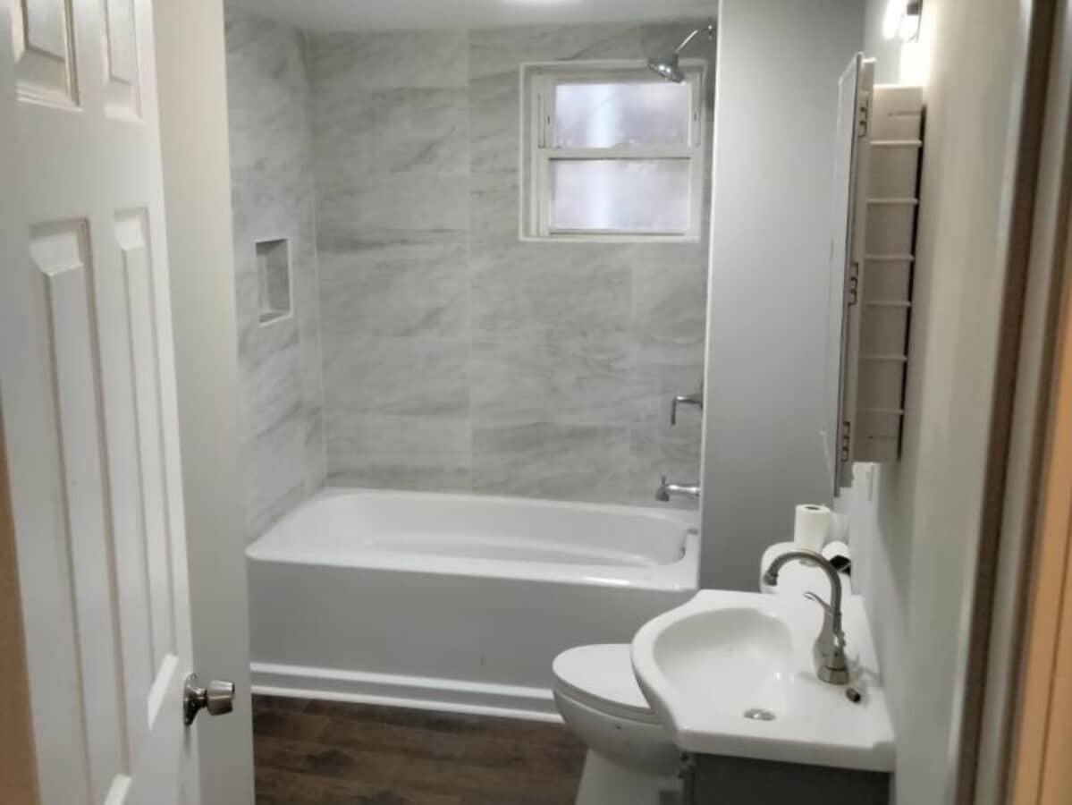 Photo - 5536 S Perry Ave