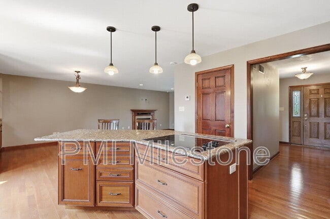 Photo - 233 Carmack Dr