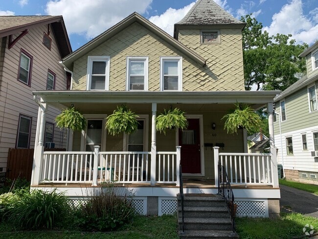 Building Photo - 60 Gold St Rental