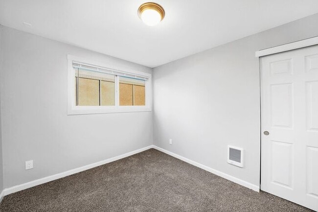 Photo - Remodeled 3 bedroom 1 bath in heart of Milwaukie