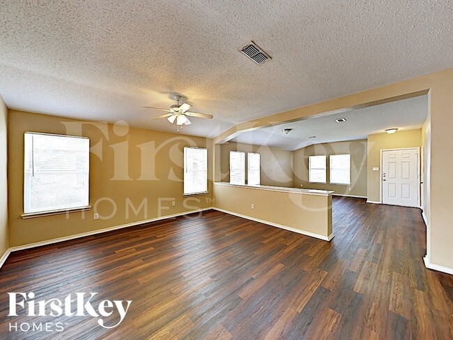 Photo - 5921 McKaskle Dr