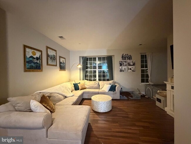 Photo - 1120 Munyon Dr